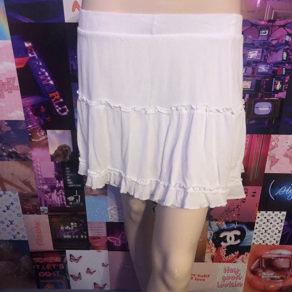 White mini skirt